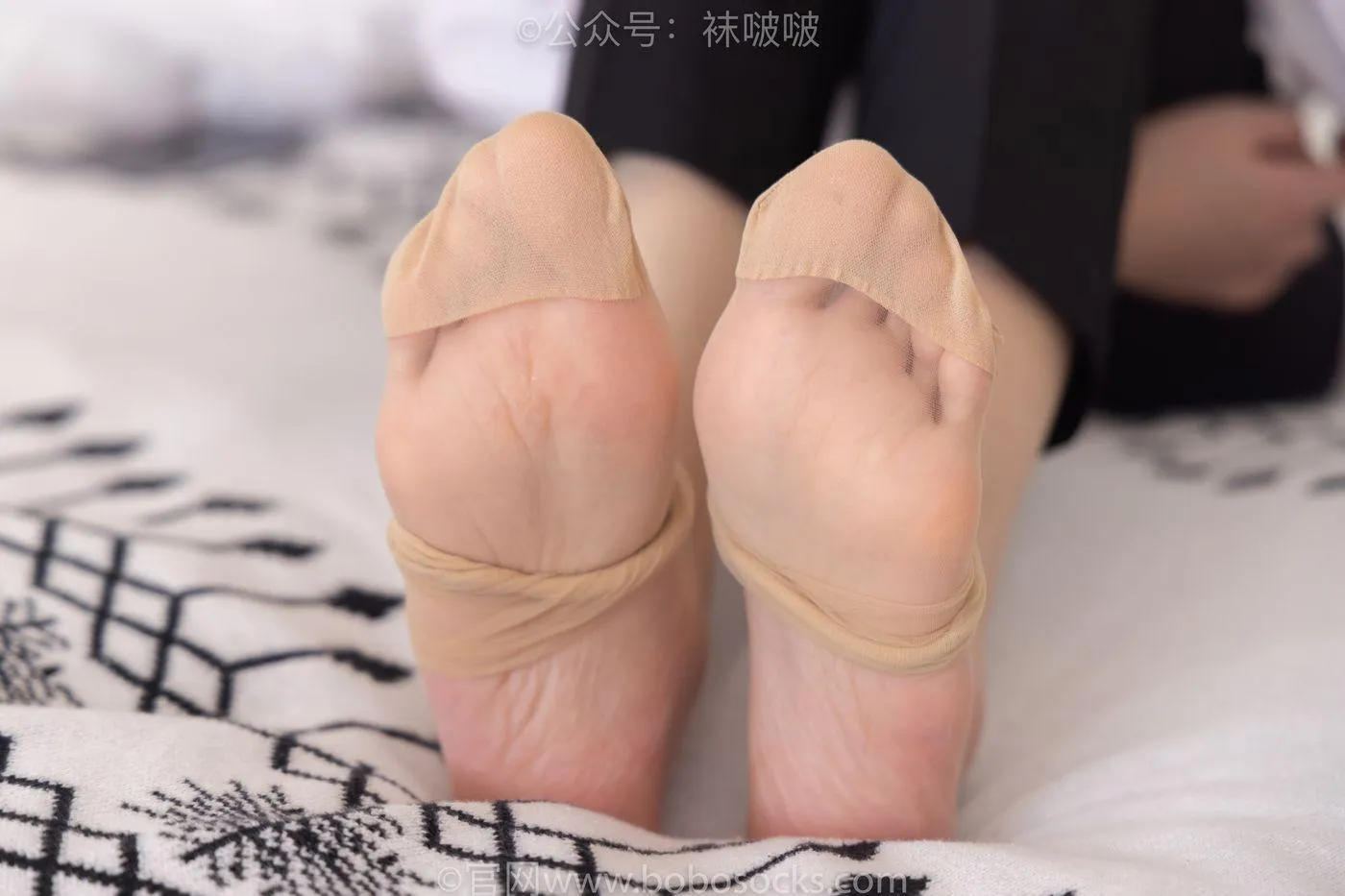 [BoBoSocks袜啵啵]NO.085 小甜豆-平底鞋、短灰丝、短肉丝 [140P]插图4